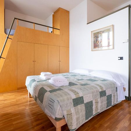 La Casa Di Anna Lejlighed Varenna Eksteriør billede